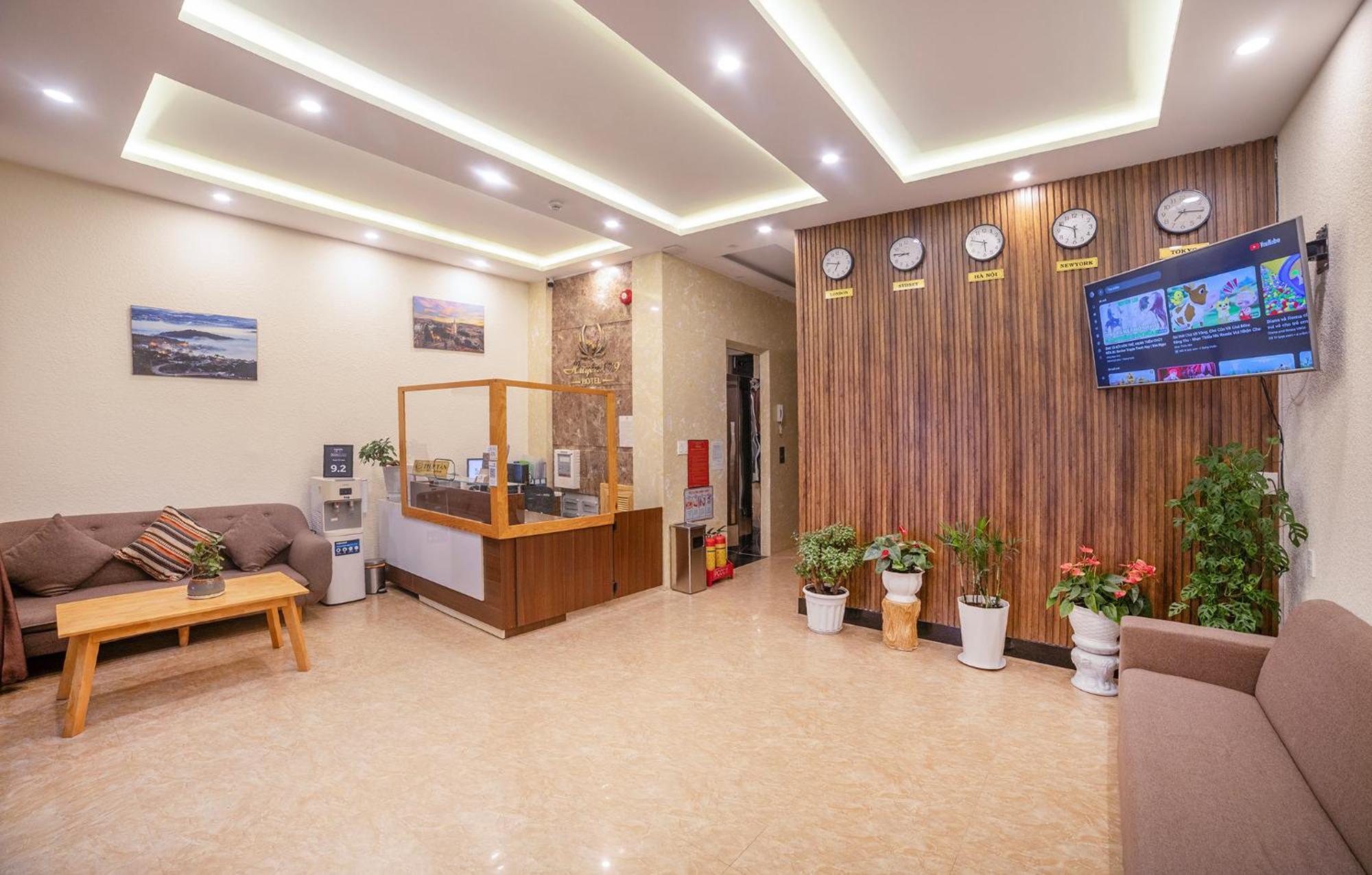 Huyen 179 Hotel Dalat Bagian luar foto