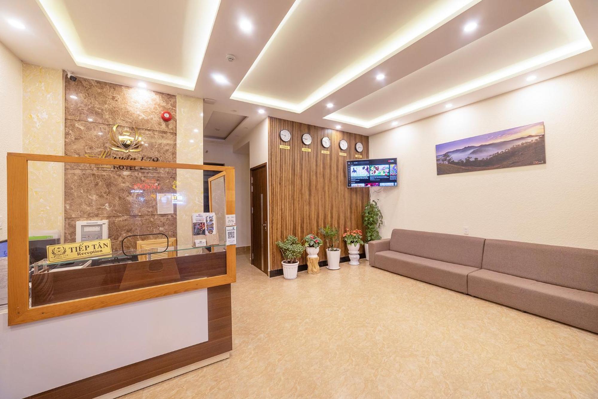 Huyen 179 Hotel Dalat Bagian luar foto